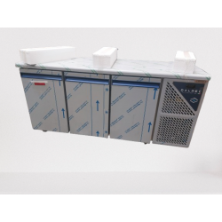 Desserte réfrigérée positive 0/+10°C - 350 L - 3 portes - Groupe logé - SN603C-3 - Dalmec