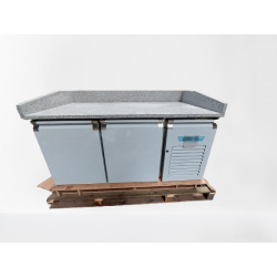 Furnotel - Table à pizza réfrigérée positive en inox avec évaporateur ventilé - 2 portes -  390 litres - PZ2601X